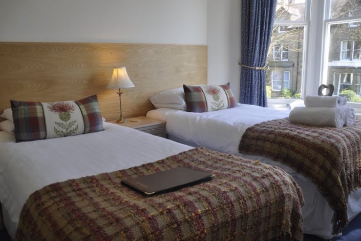 Arden House Harrogate Twin Bedroom